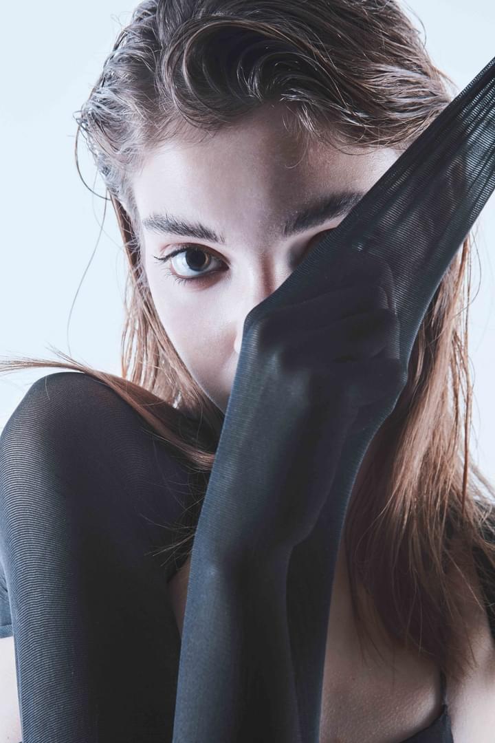Greta Rovere Make Up Artist Per Il Progetto OVEREXPOSURE OF PRIVACY